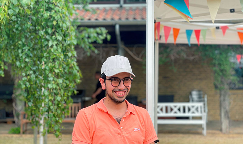 Yousef til translokation i IBOS' gårdhave