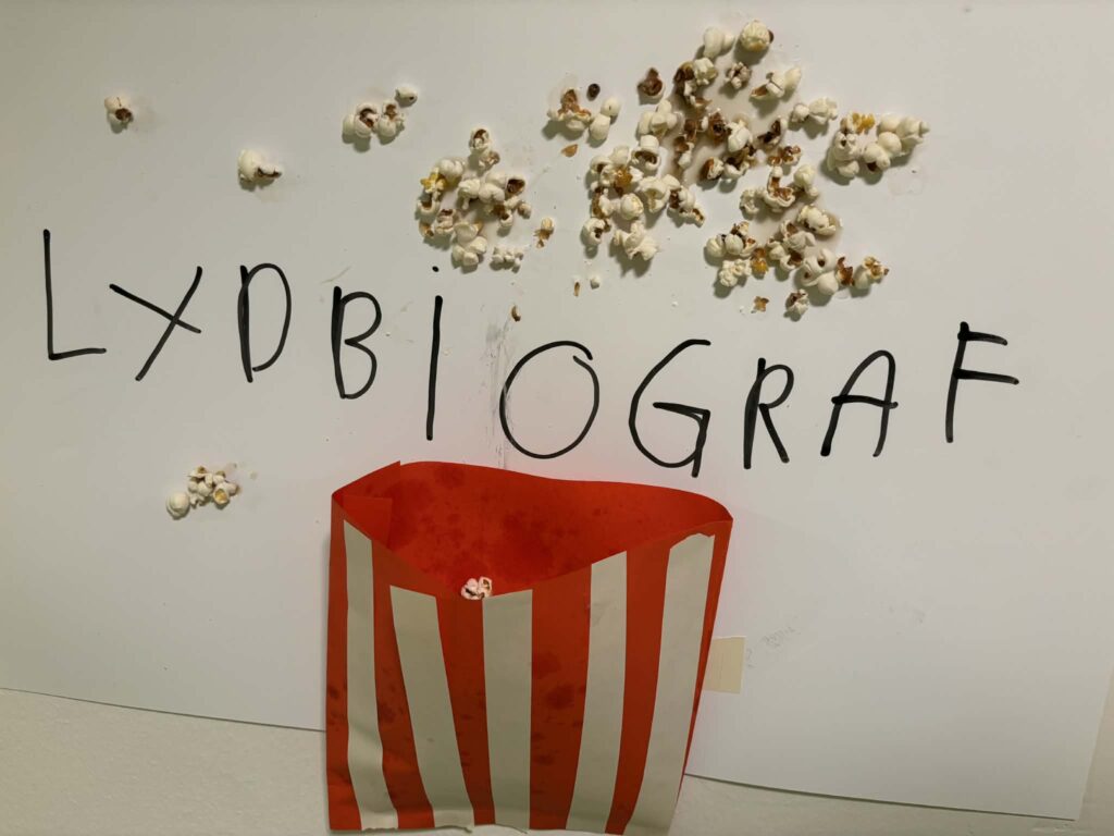 Skilt hvor der står 'lydbiograf'.